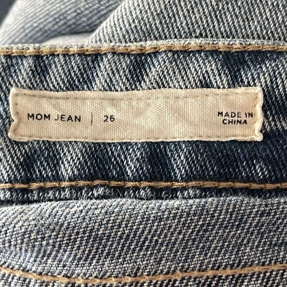 Pacsun SZ 26 Mom Jeans Hi-Rise Button-Fly Distressed Whiskered Medium Wash Blue - Picture 8 of 10